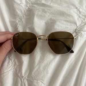 Polarized rayban sunglasses with case